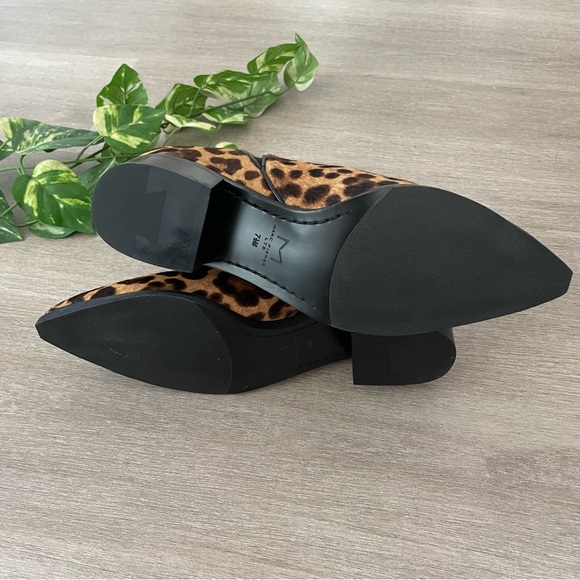 🆕 Marc Fisher Women’s Yale Print Pointed Toe Chelsea Bootie Animal Print 7.5 - Picture 3 of 5